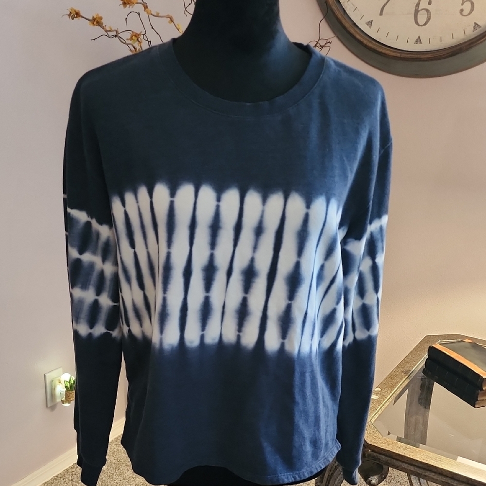 Vince Camuto Navy Long Sleeve Shirt